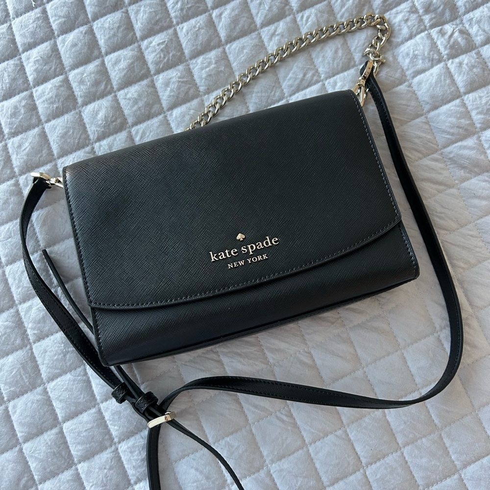 Beautiful crossbody purse.